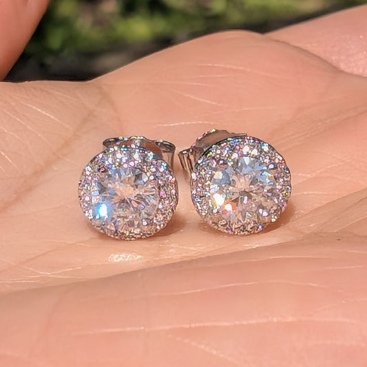 The Étoile Halo Studs Silver — Round Brilliant Moissanite Earrings