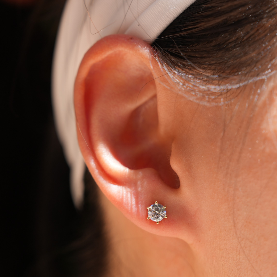 The Lumière Studs Gold — Round Brilliant Moissanite Stud Earrings | 14K Gold-Plated
