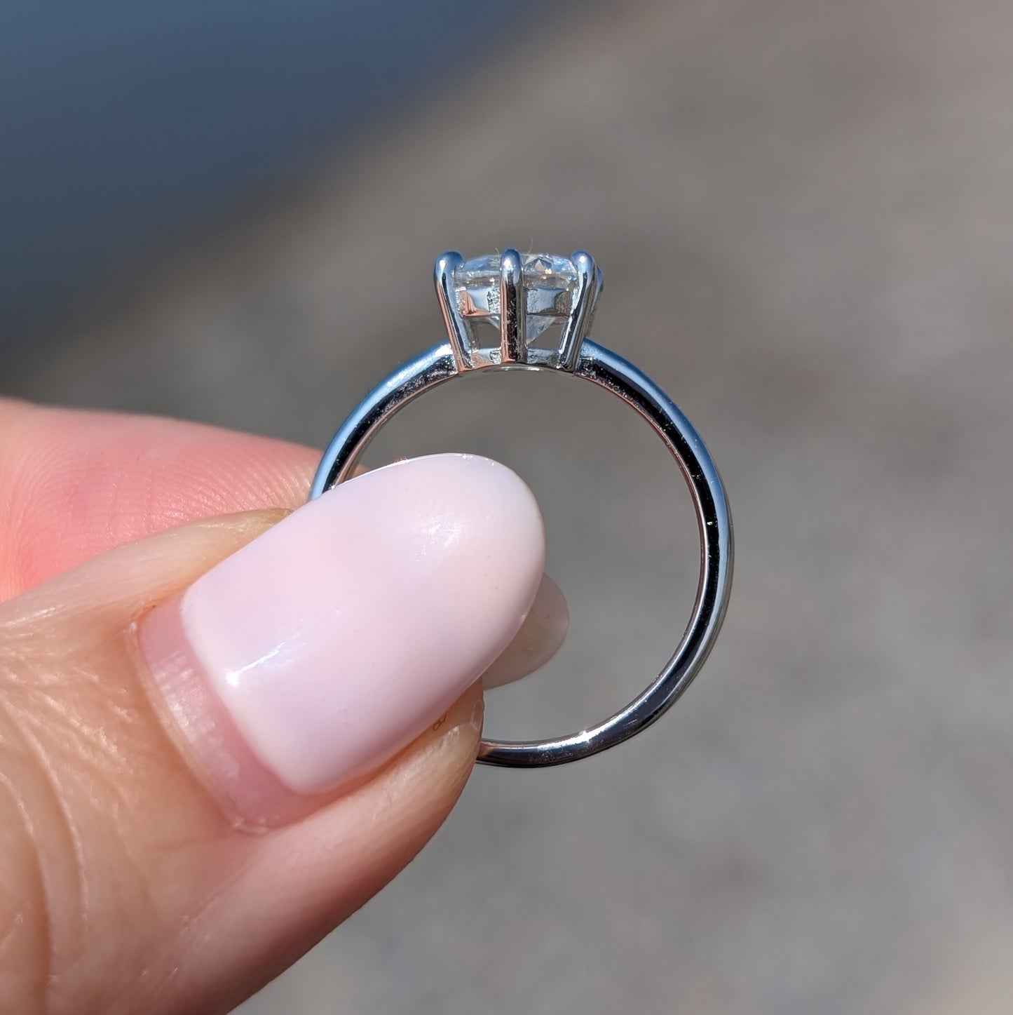 The Lumina Classic — 1CT Round Moissanite Solitaire Ring | Basket Setting