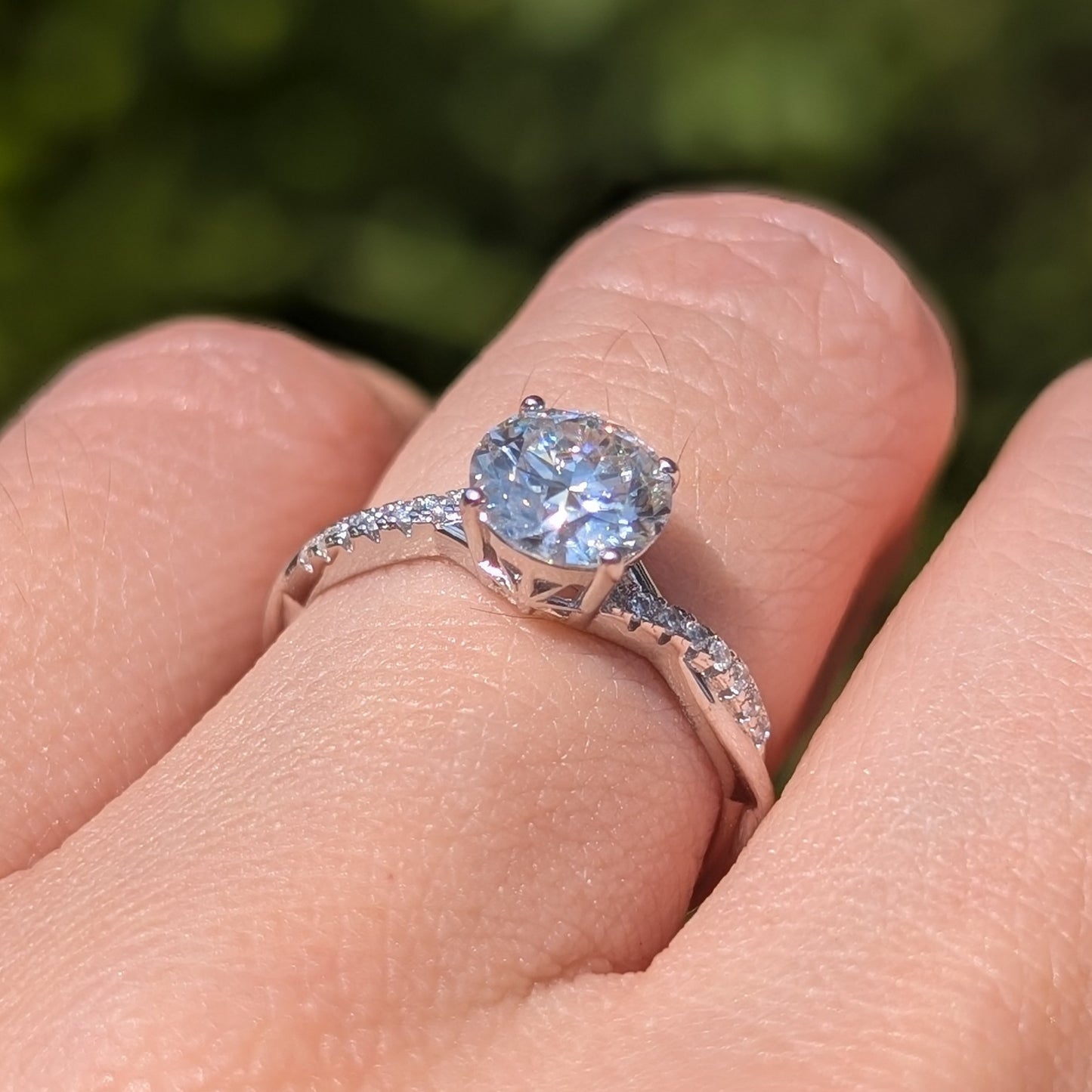 The Evermore — 1CT Round Brilliant Moissanite Ring | Twisted Pavé Band