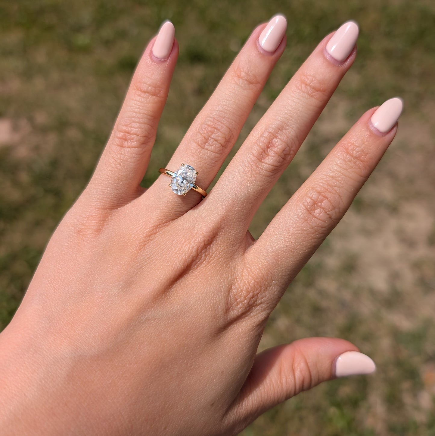 The Aurora Allongée — 2.5CT Elongated Oval Moissanite Ring | 14K Gold-Plated