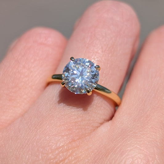 Golden Hour Solitaire — 2CT Round Brilliant Moissanite Ring | 14K Gold-Plated