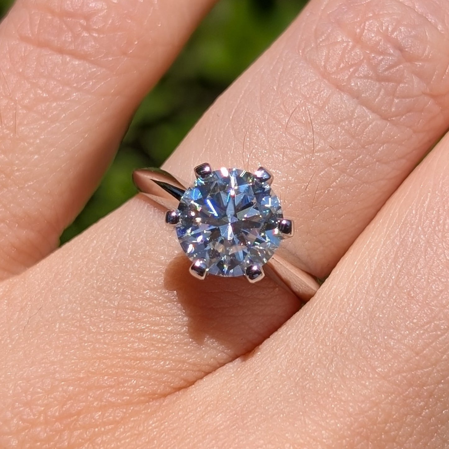 The Bolder Classic — 2CT Round Brilliant Moissanite Ring | Thick Band