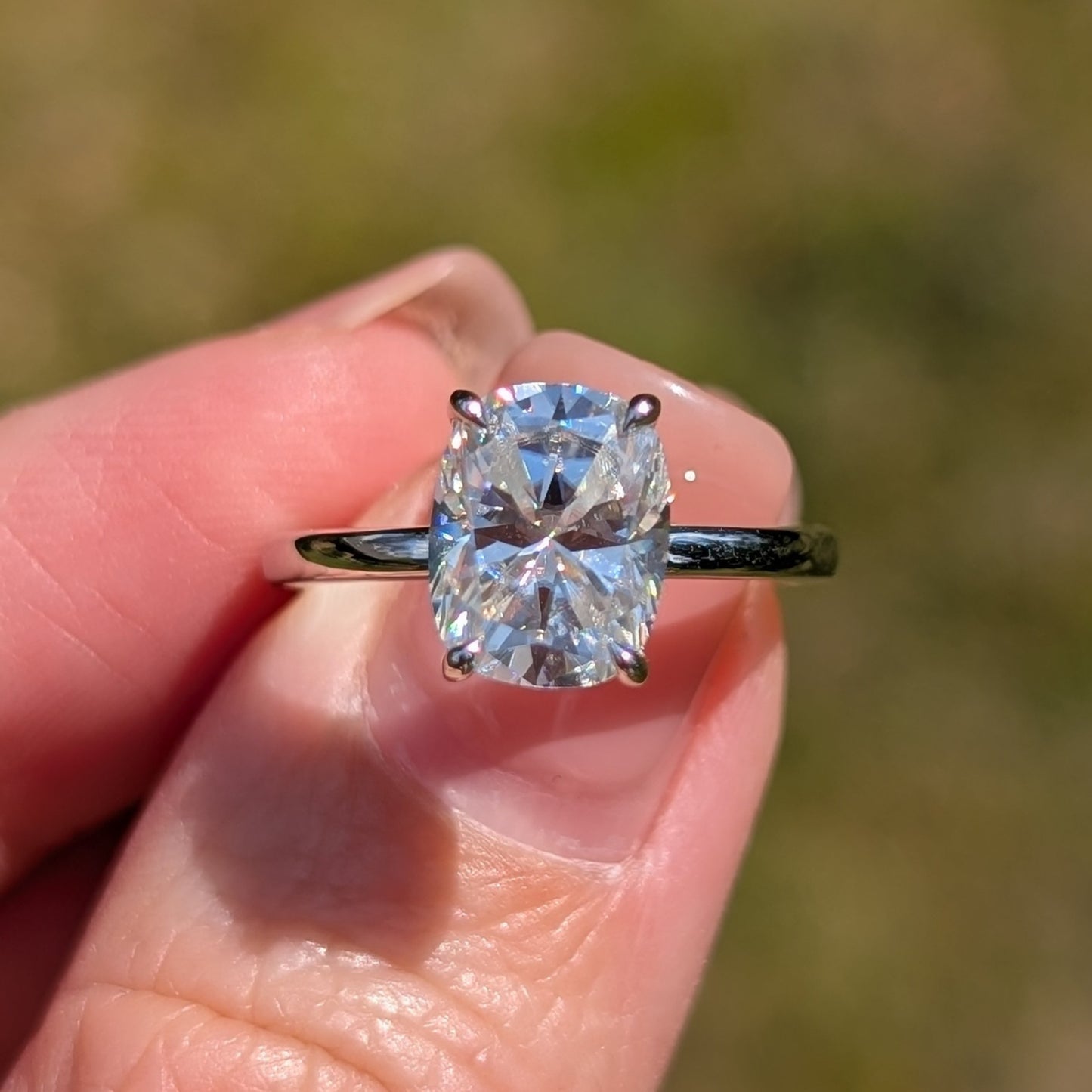 The Sovereign Allongée — 3CT Elongated Cushion Cut Moissanite Ring