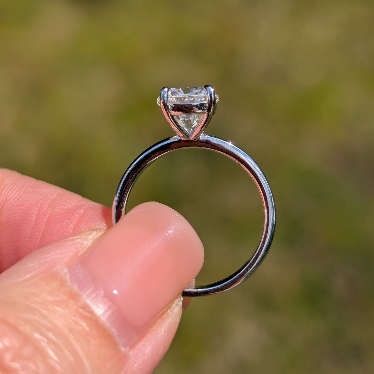 The Sovereign Allongée — 3CT Elongated Cushion Cut Moissanite Ring